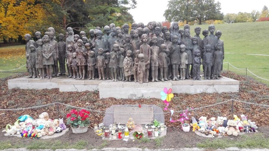 Prague: Guided Operation Anthropoid Tour with Lidice - Start at the crypt, then understand why it mattered