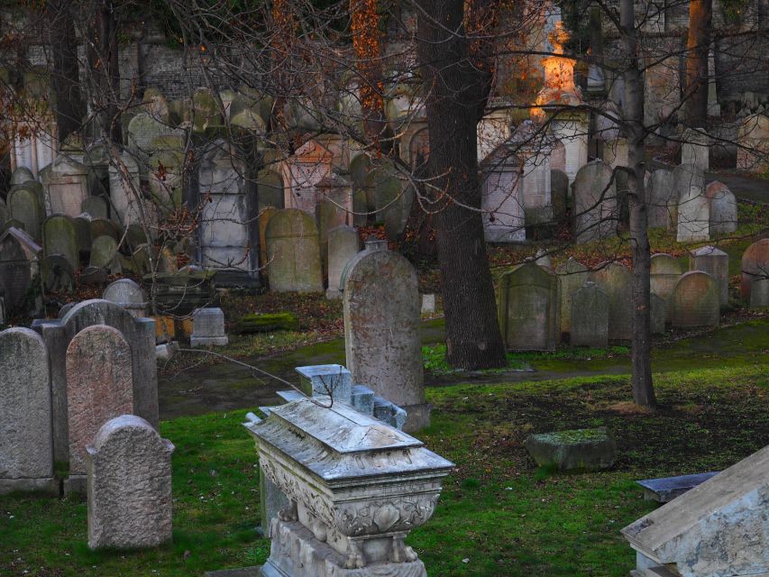 Prague: Guided Walking Tour of Prague's Jewish Quarter - Pinkas Synagogue and the weight of memory