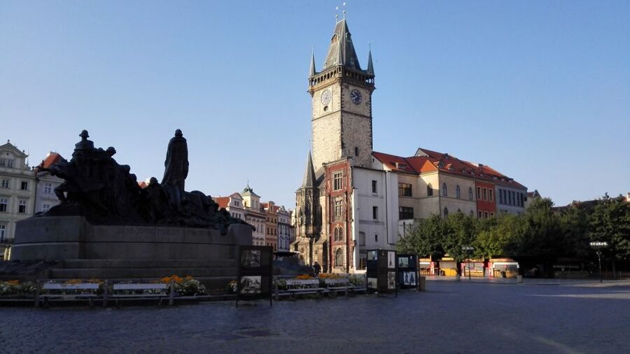 Prague Half-Day City Tour by Car - Prague Castle District with an hour of guided context