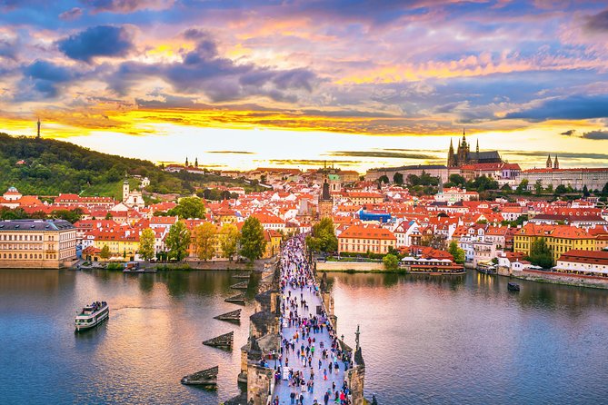 Prague Half Day Private Guided Tour by Car or Foot with Transfers - Why a Lucytours half-day beats a crowded bus start