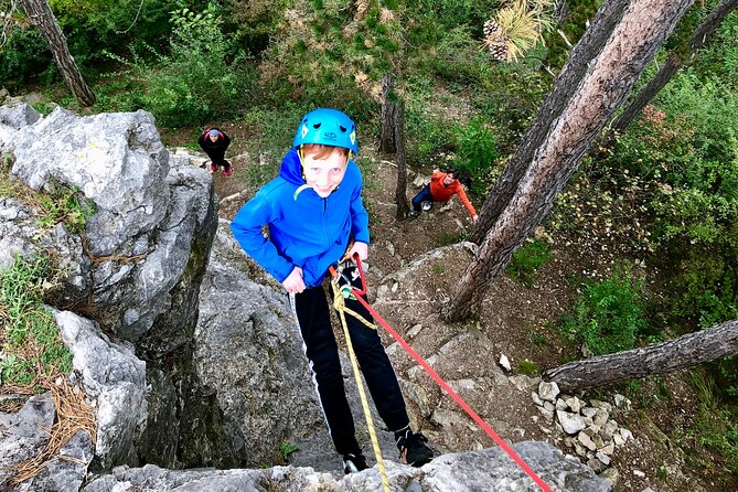 Prague Half-Day Rock Climbing Experience with Instructor - Why the natural park setting near Prague feels like a cheat code