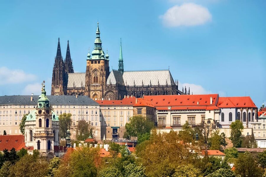 Prague: Hidden Gems Walking Tour with Local Guide - Rudolfinum, Music-Episode Prague, and Charles Bridge Views