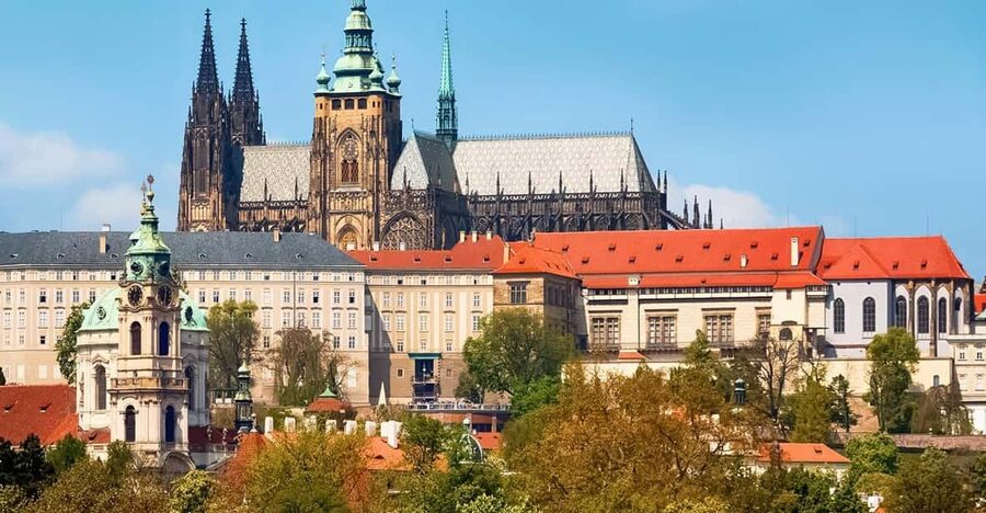 Prague: Hidden Gems Walking Tour with Local Guide - Meeting at Štěpánská 55 and Getting Started Smoothly