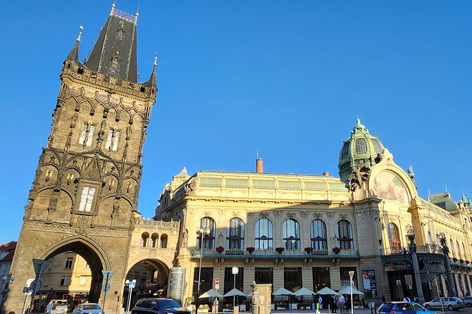 Prague Highlights - 3 hours Private WalkingTour - Prague Castle grounds and exteriors: your fastest orientation stop