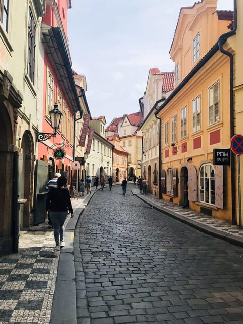 Prague: Highlights of Prague Private Half-Day Tour by Car - Key highlights worth caring about