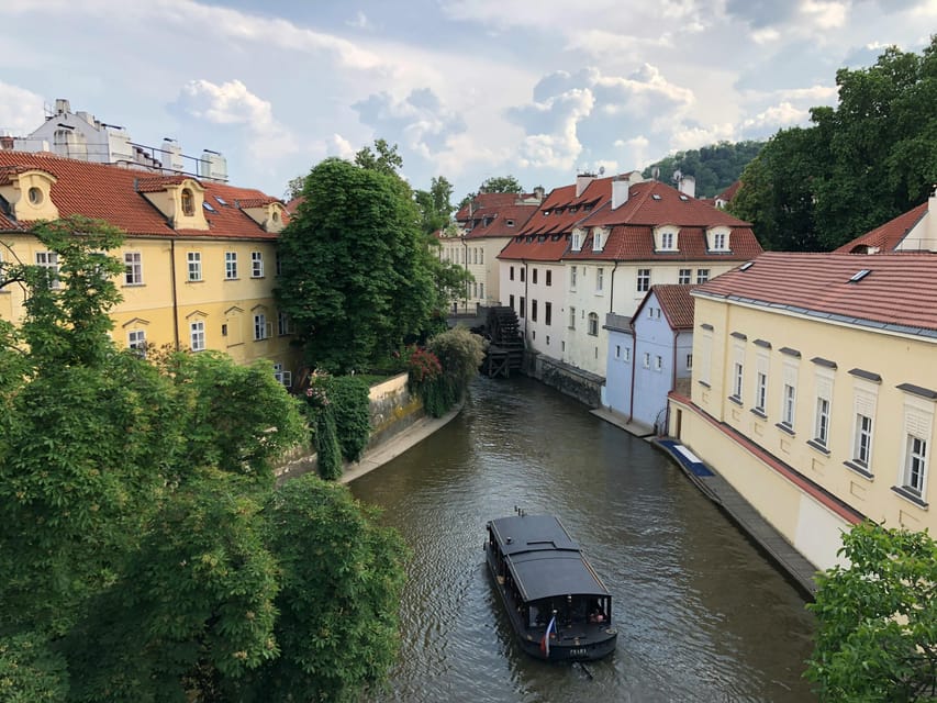 Prague: Highlights of Prague Private Half-Day Tour by Car - How 210 minutes shapes your day (and how to plan for it)