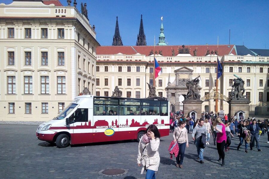 Prague: Historic City Center Bus Tour with Top Sights - Josefov from the Bus Window: The Former Jewish Ghetto’s Landmarks