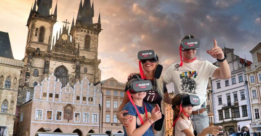 Prague: Immersive History Walking Tour and VR - Key highlights at a glance