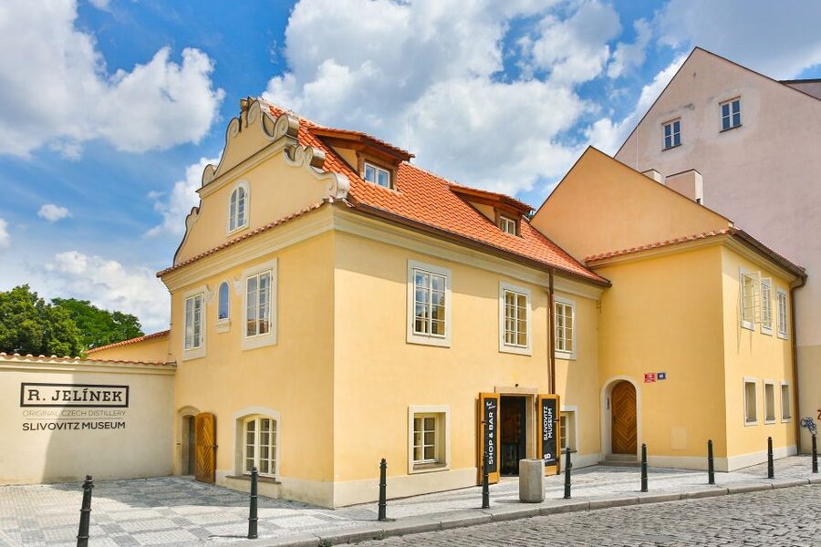 Prague:Interactive Museum of the National Drink with tasting - 5D VR Where You Become a Plum