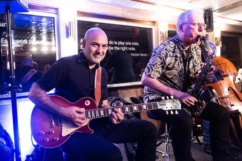 Prague: Jazz Boat Cruise with Live Concert and Optional Meal - Comfort, Seating, and the Boat Reality Check