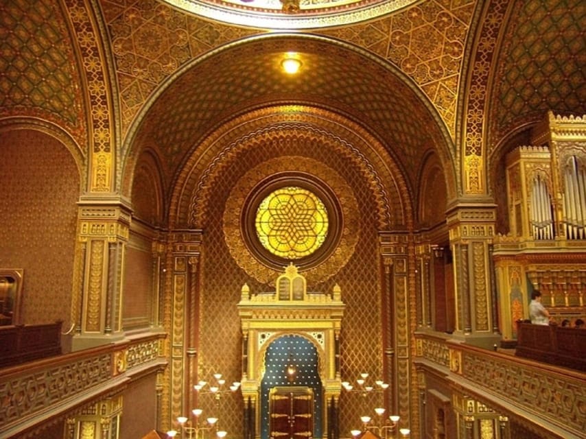 Prague: Jewish Quarter and Museum Guided Tour - Jewish Town Hall and High Synagogue: the early context that helps later