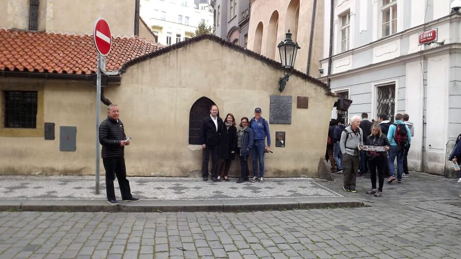 Prague Jewish Quarter Online Audio Guide - Old Jewish Cemetery: The Story You’ll Remember Longer