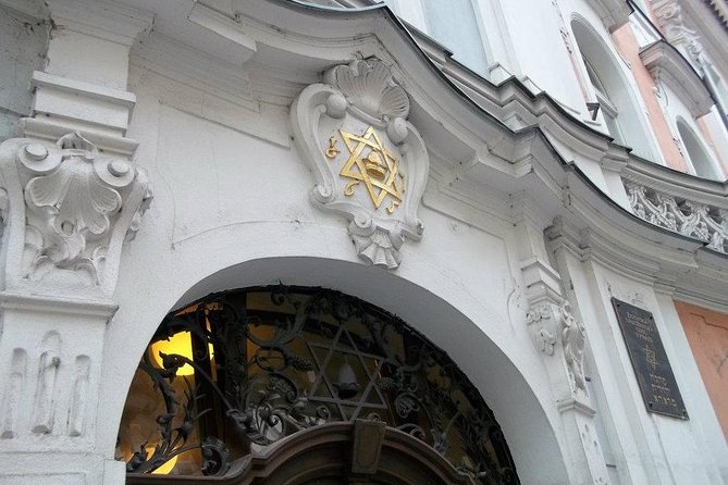 Prague Jewish Quarter Private Half-Day Walking Tour - Klausen Synagogue: early Baroque in the Jewish Quarter