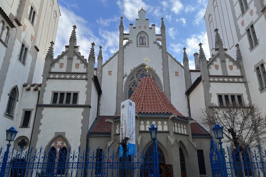 Prague: Jewish Town Guided Walking Tour - Key highlights at a glance