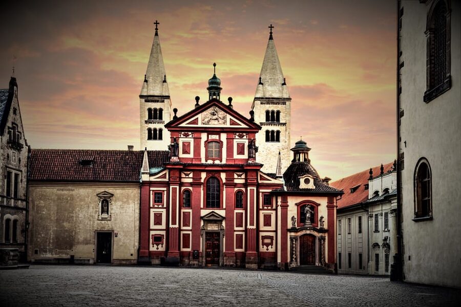 Prague: Klementinum Mirror Chapel Classical Music Concert - Price and value: why $31 can feel like a bargain