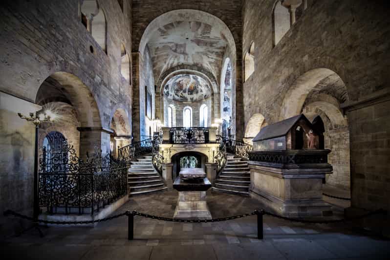 Prague: Klementinum Mirror Chapel Classical Music Concert - Should you book the Prague Klementinum Mirror Chapel concert?