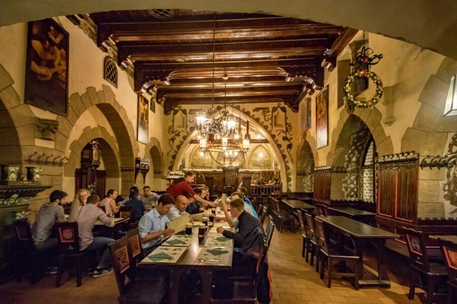 Prague: Legendary Beer Tour with Dinner - Dinner near Old Town Square: one course, chat time included