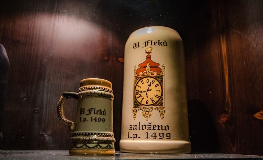 Prague: Legendary Beer Tour with Dinner - How long it really takes: a tight 3-hour format