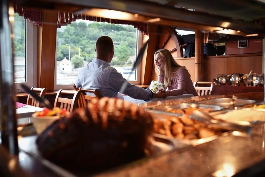 Prague: Lunch Cruise on Vltava River with open Buffet - Pier No. 14 to a Slow-Glide Lunch on the Vltava