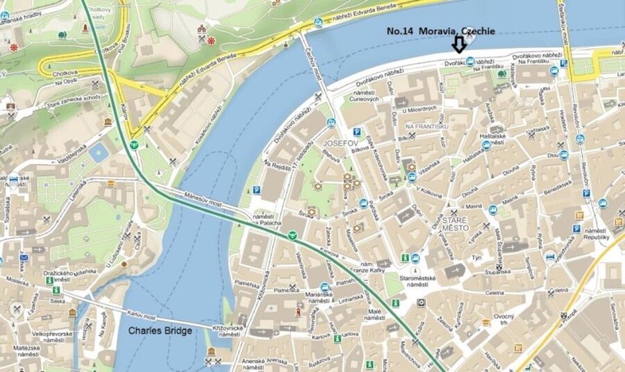 Prague: Lunch Cruise on Vltava River with open Buffet - The Lock Moment: Why It Makes This Cruise Feel Longer