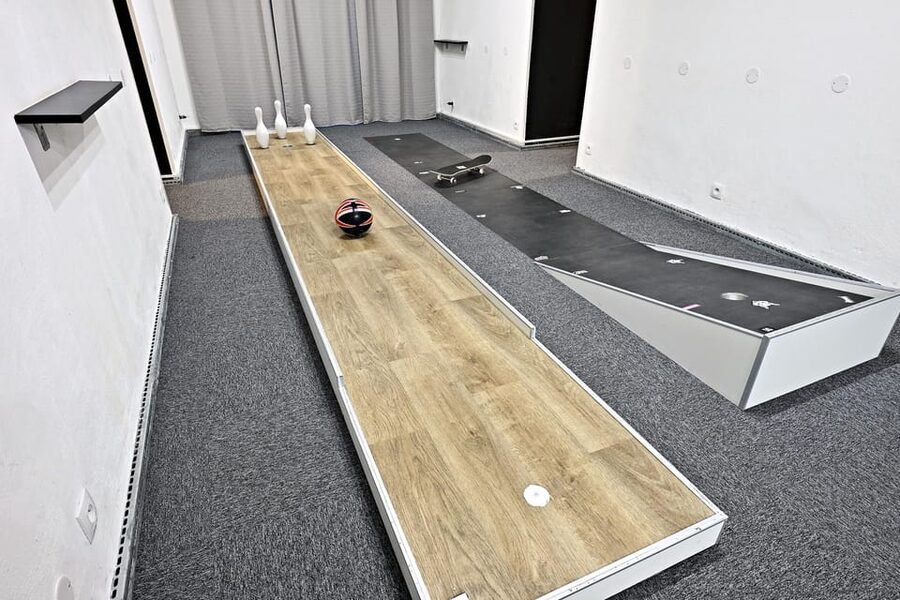 Prague: Mazemania Miniature Golf Experience - Who This Is Best For, and Who Might Skip It