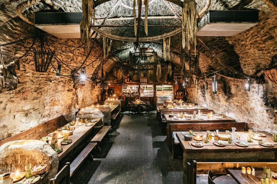 Prague: Medieval Dinner with Unlimited Drinks - Key Things That Make This Medieval Tavern Night Work
