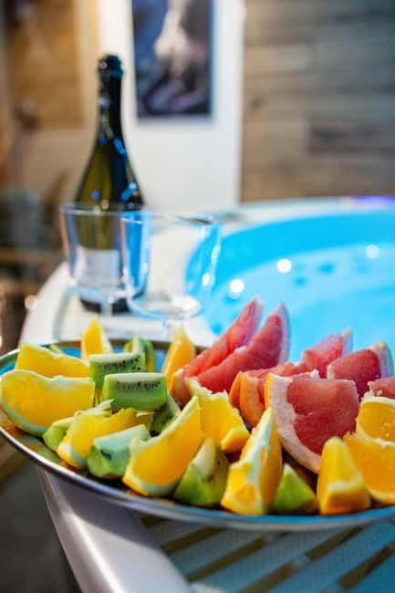 Prague: Modern Private Spa with Jacuzzi and Sauna - Included details that make or break a spa booking