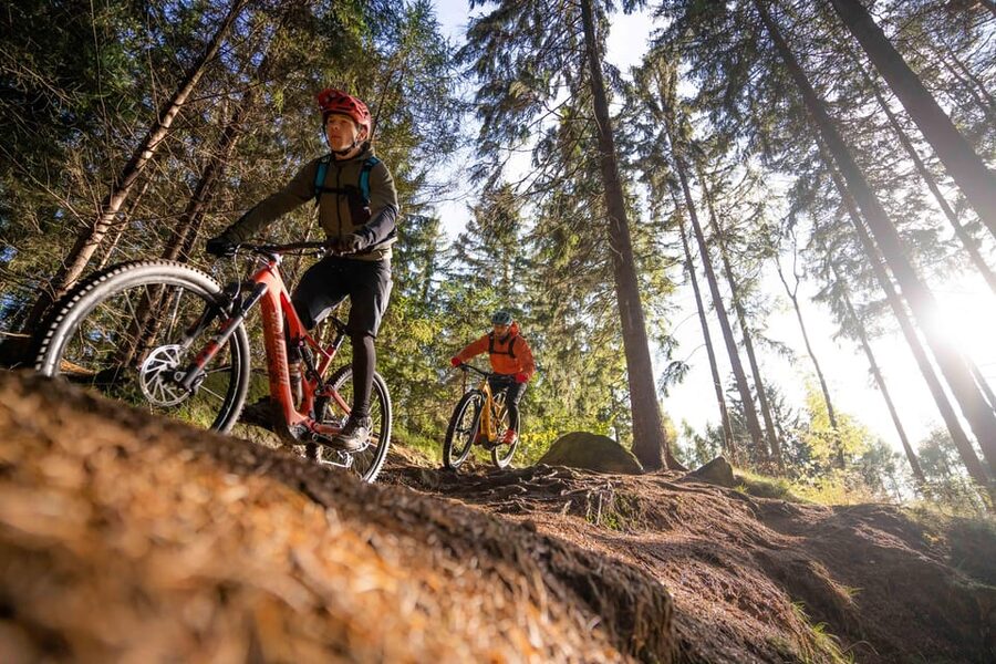 Prague Mountain Biking: Blast Through The Best Singletracks - The Dobrichovice Break: Koláč, Flat White, or Pilsner