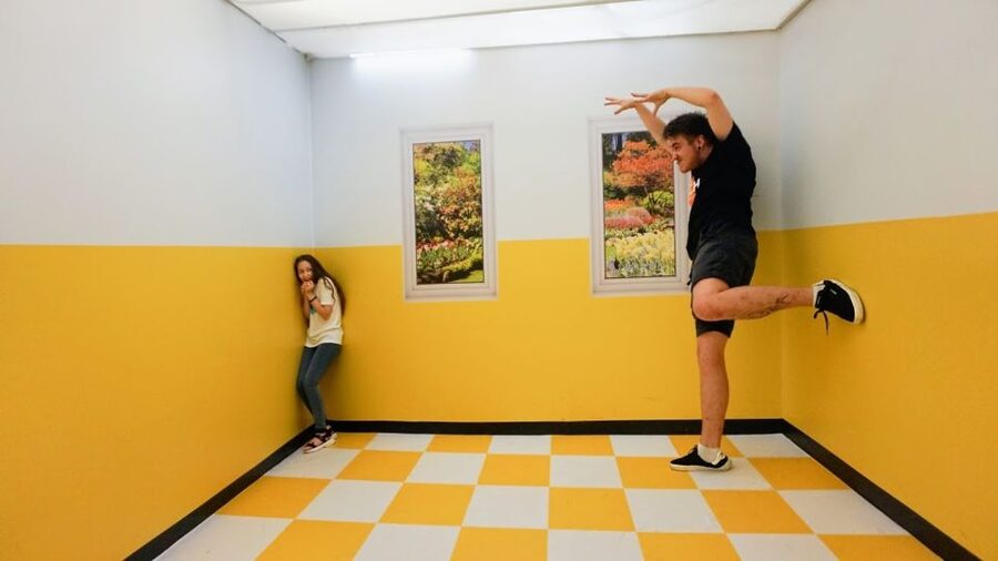 Prague: Museum of Senses Admission Ticket - Start in the Mirror Maze (Where Photos and Confusion Begin)