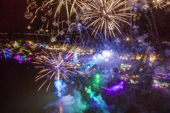 Prague Nightlife Party - Starting with hotel pickup, a mobile ticket, and a local host
