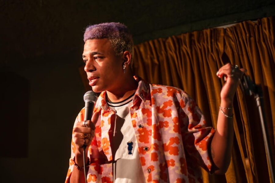 Prague: NYE with Comedy Show, Unlimited Drinks and Fireworks - Who Should Book This NYE Experience?