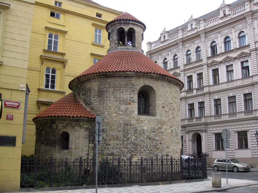 Prague: Old, New, and Jewish Towns Guided Walking Tour - Key things to notice before you go