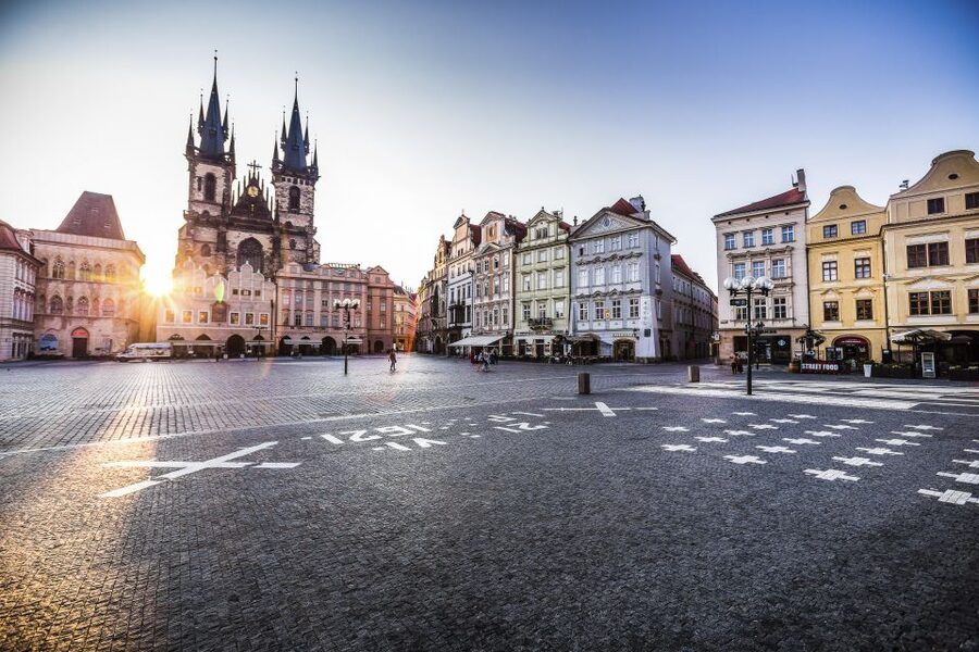 Prague: Old Town and Jewish Quarter 2-Hour Walking Tour - Should you book this Old Town and Jewish Quarter tour?