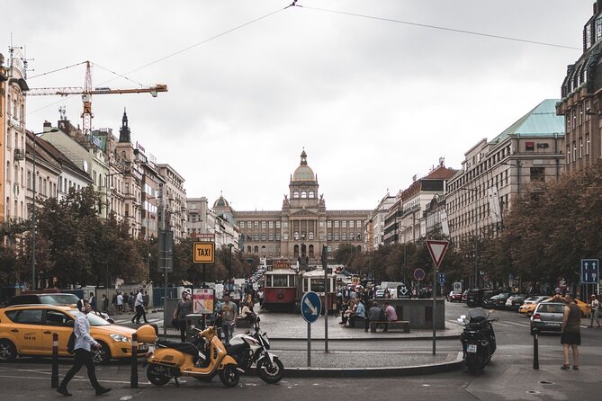 Prague: Old Town and Jewish Quarter Small-Group Tour - A fast route that gives Prague context, not just photos