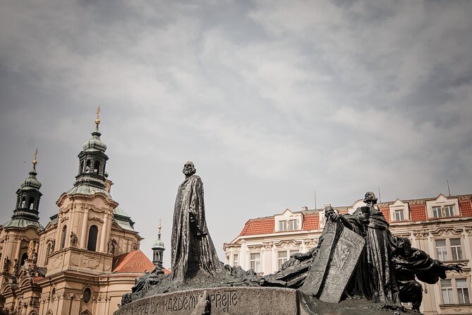 Prague Old Town and Jewish Quarter Walking Tour - Jewish Quarter Walk: Maisel, the Old Jewish Cemetery Note, and Synagogue Exteriors