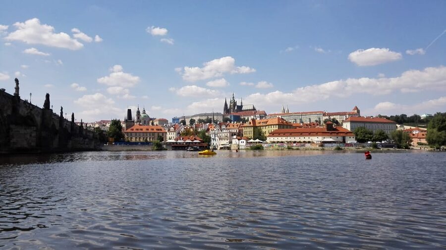 Prague: Old Town Guided Walking Tour and City Boat Ride - Who this tour suits best, and who should rethink it