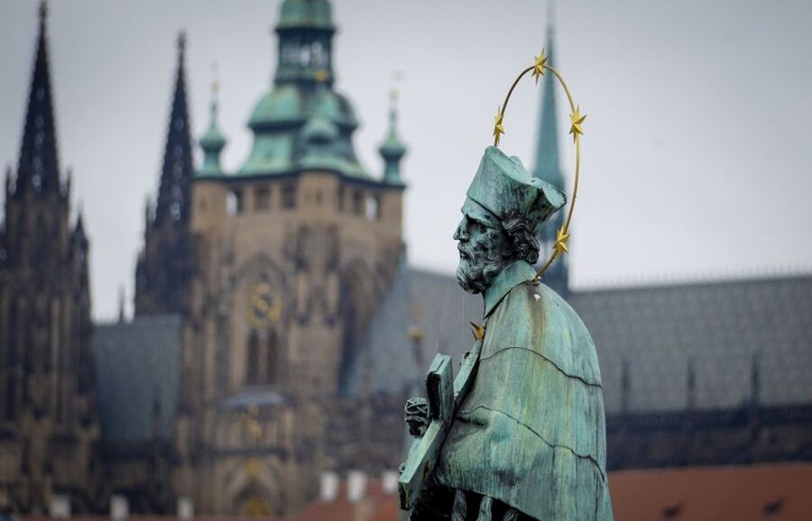 Prague: Old Town Highlights & Hidden Gems Guided Tour - Key Things I’d Remember Before You Go
