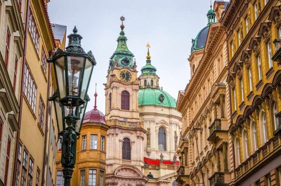 Prague: Old Town Highlights Private Guided Walking Tour - The guide factor: what makes the best days feel 5-star