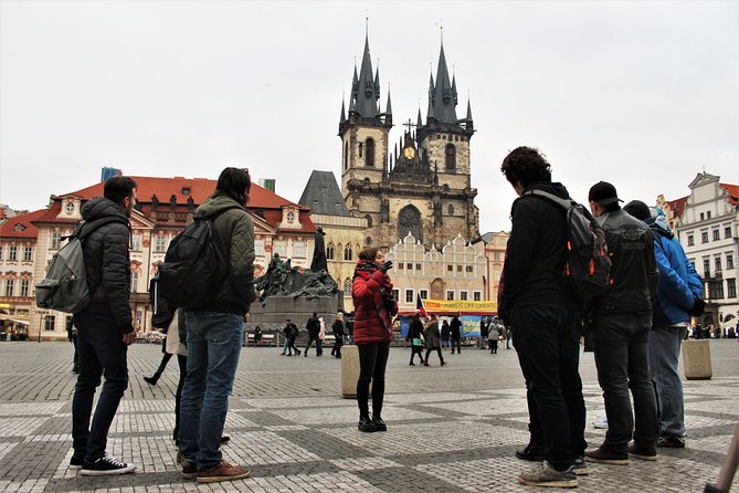 Prague Old Town, Medieval Underground and Dungeon Historical Tour - The Prague Dungeon visit and why the instruments matter