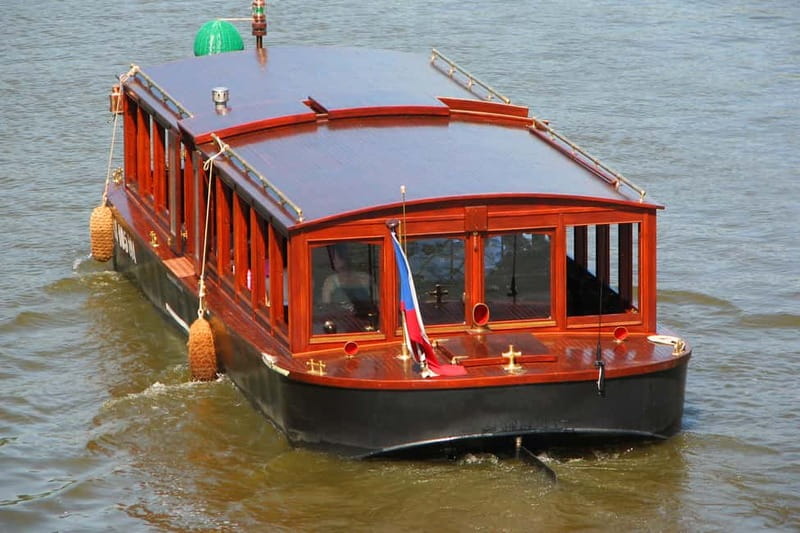 Prague: Old Town, Prague Castle & River Cruise Day Tour - A 3-in-1 Prague day: Charles Bridge to Certovka to Prague Castle