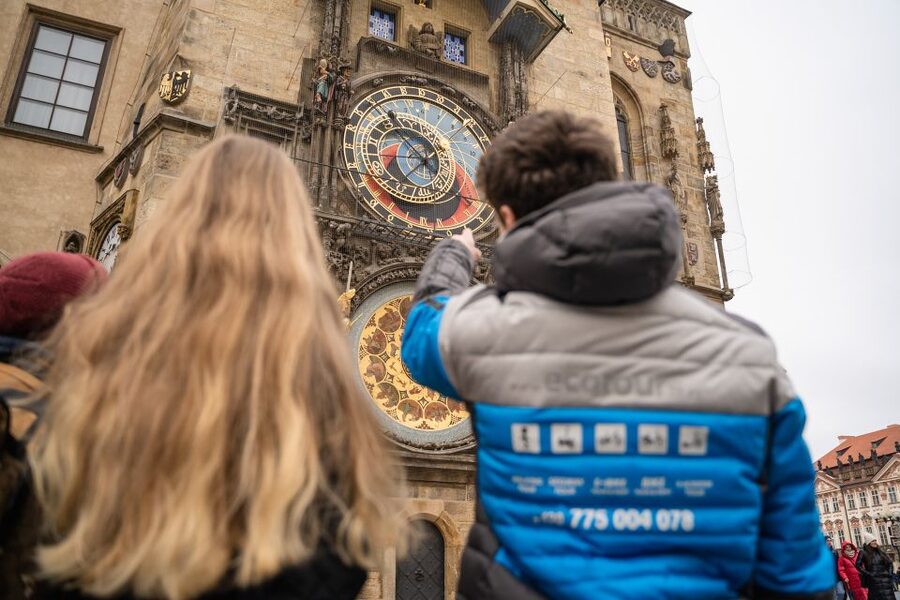 Prague: Old Town Private Walking Tour with Hotel Pickup - Hotel pickup in Prague 1 makes the start painless