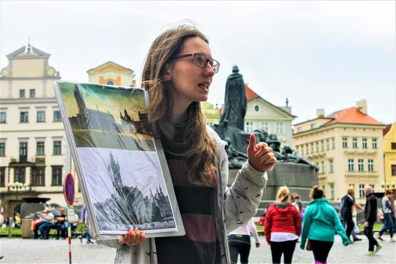 Prague: Oldtown, Medieval Underground & Dungeon History Tour - What to wear, how to handle the stairs, and photo rules