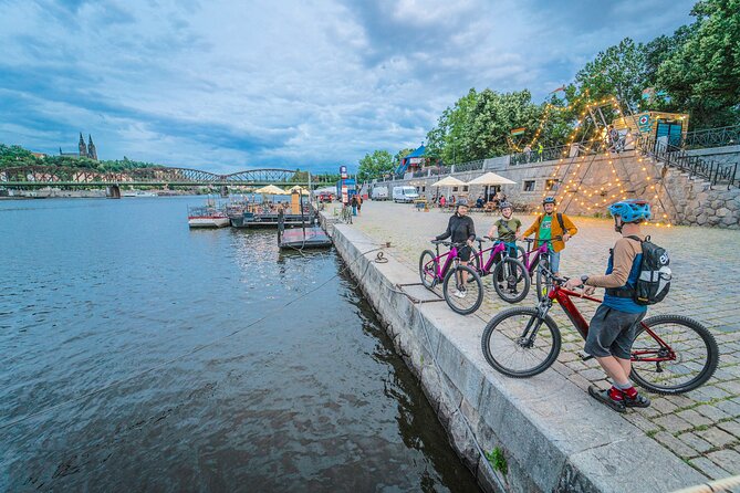 Prague on E-Bike: Explore Greater Downtown Parks & Epic Views - Getting Oriented Fast: Meeting Point and the 4-Hour Rhythm