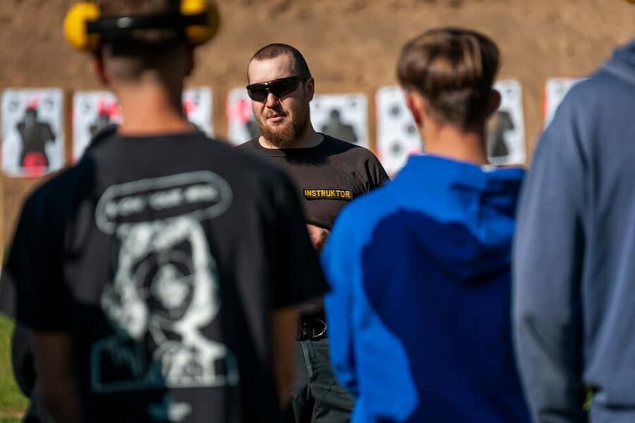 Prague: Outdoor Shooting Experience with up to 10 Guns - Quick checklist before you go