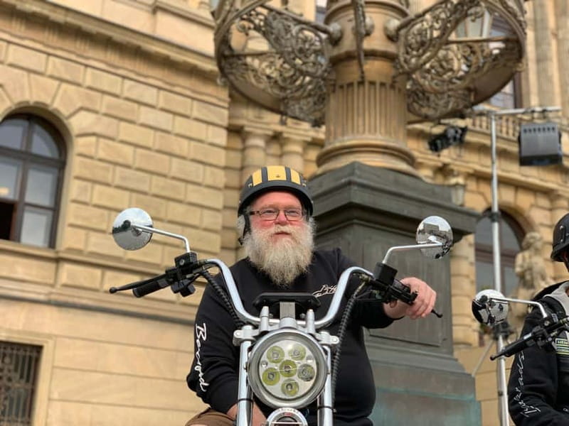 Prague: Panoramic Viewpoints Guided Electric Tricycle Tour - Old central streets, with a guide to connect the dots