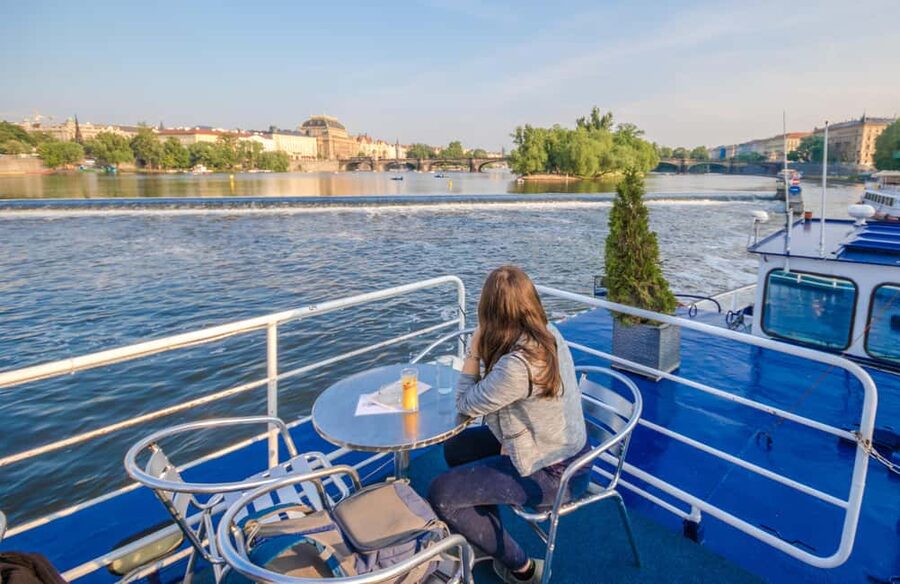 Prague: Panoramic Vltava River Cruise - Charles Bridge From the Water: The Photo Spot Trick