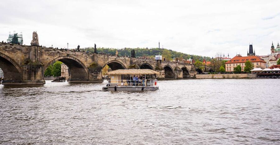 Prague: Party Tiki Boat Sightseeing Cruise with Drinks - Key things you’ll notice right away