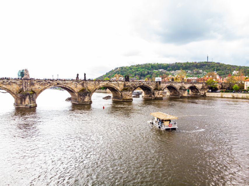 Prague: Party Tiki Boat Sightseeing Cruise with Drinks - The guide commentary: simple stories that make the views click