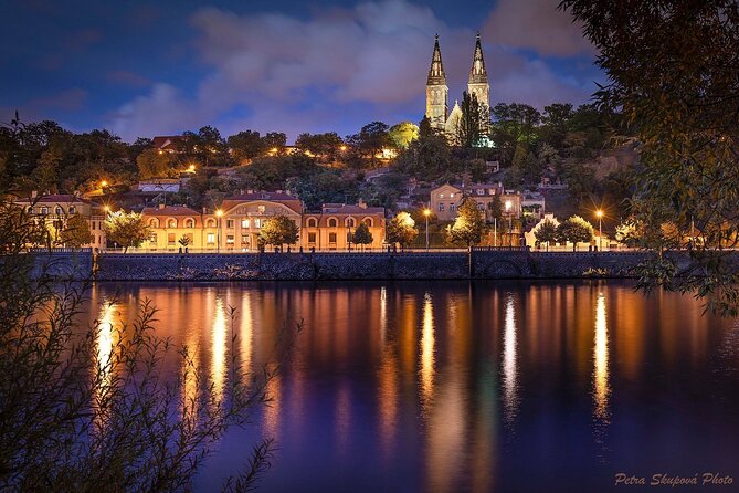 Prague Photoshoot for Couples, Betrothed, Family & Friends - Charles Bridge Portraits With Classic Prague Lines