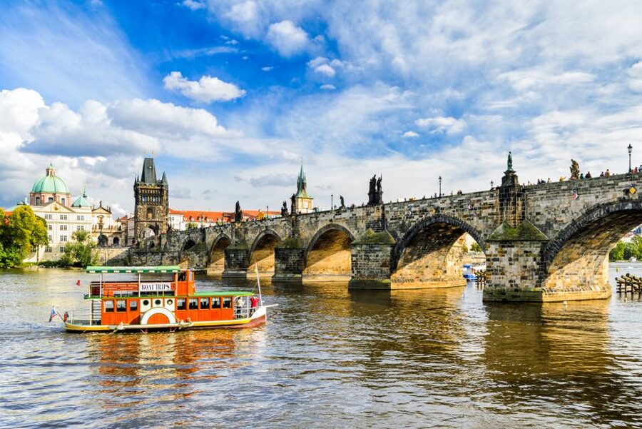 Prague: Prague Castle and Little Quarter Guided Walking Tour - St. Vitus, King’s Palace, and Golden Lane, One Story in Three Scenes